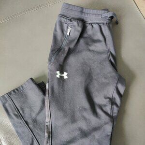 Under Amour youth large tapered pants